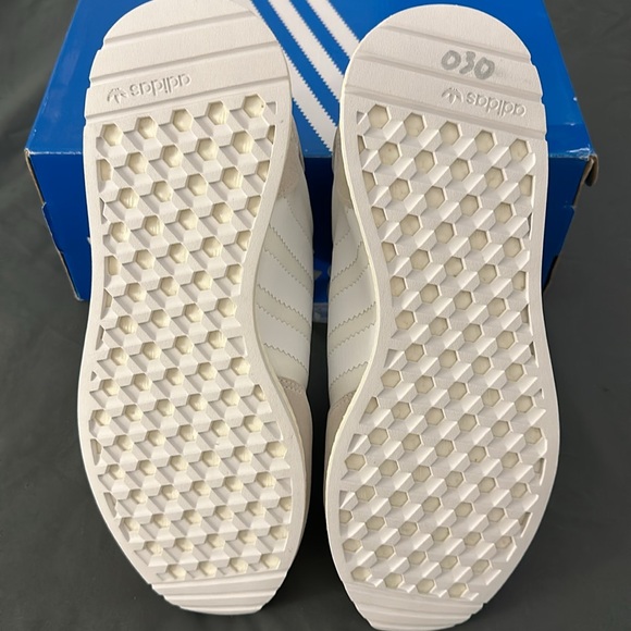 Rare! Adidas i-5923 white/white/white. Brand new. - Picture 4 of 6